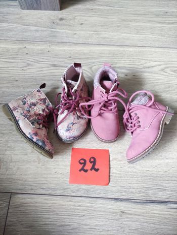 Lot de 2 paires de très jolies bottines Zara pointure 22