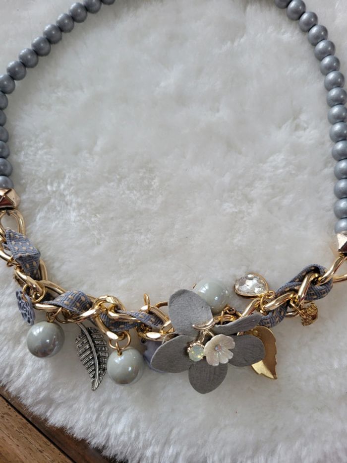 Collier perles fleurs - photo numéro 7