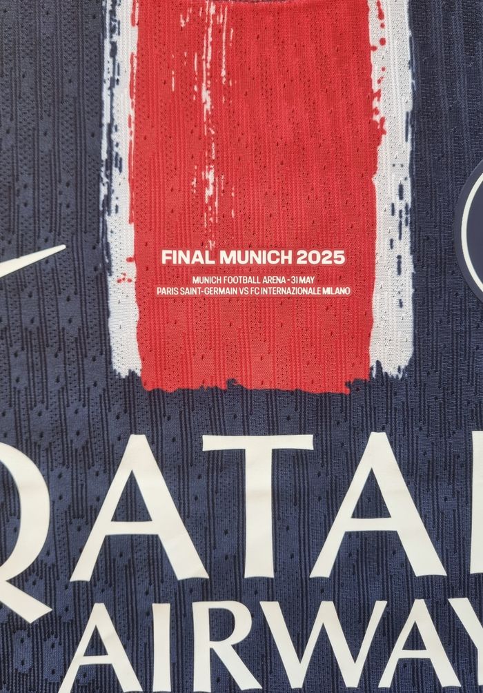 Maillot PSG 2025 finale LDC taille L - photo numéro 2