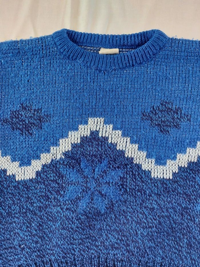 Pull épais bleu et noir motif flocon ❄️ taille 24 mois/2 ans - photo numéro 3