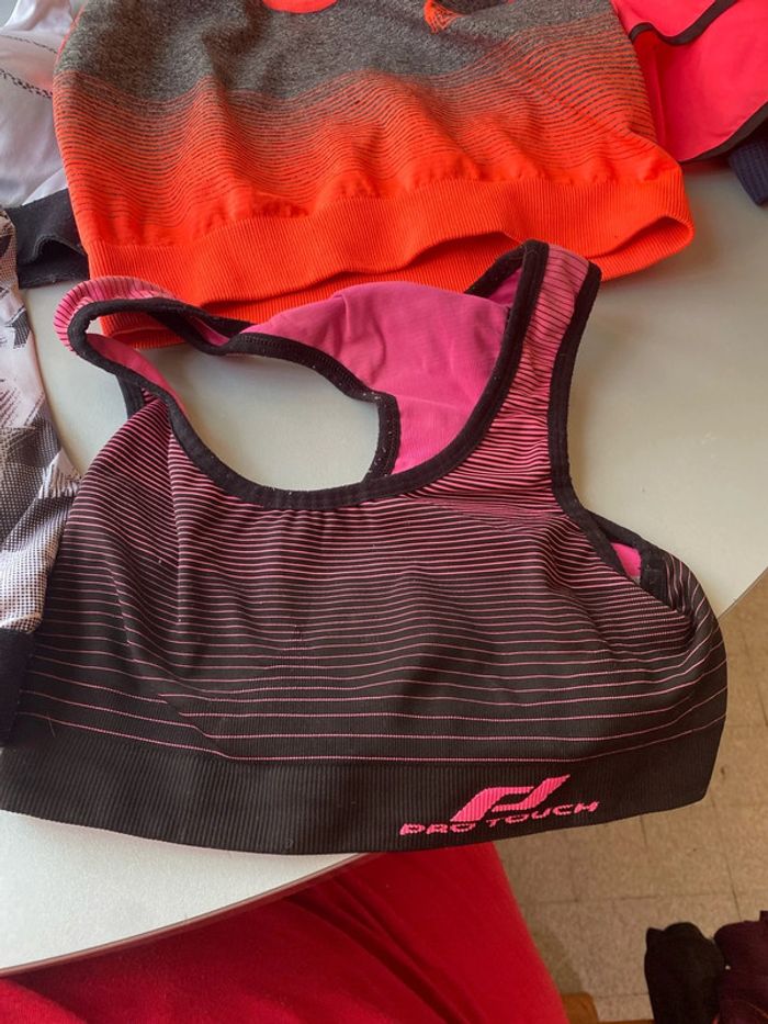 Brassière de sport femme - photo numéro 5