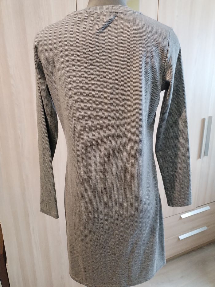 Robe manches longues taille 40 - photo numéro 3