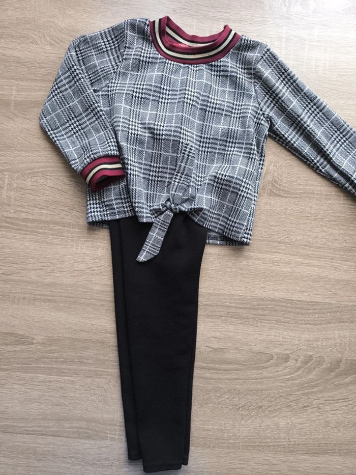 Ensemble tissaia 4 ans haut carreaux et pantalon léger noir