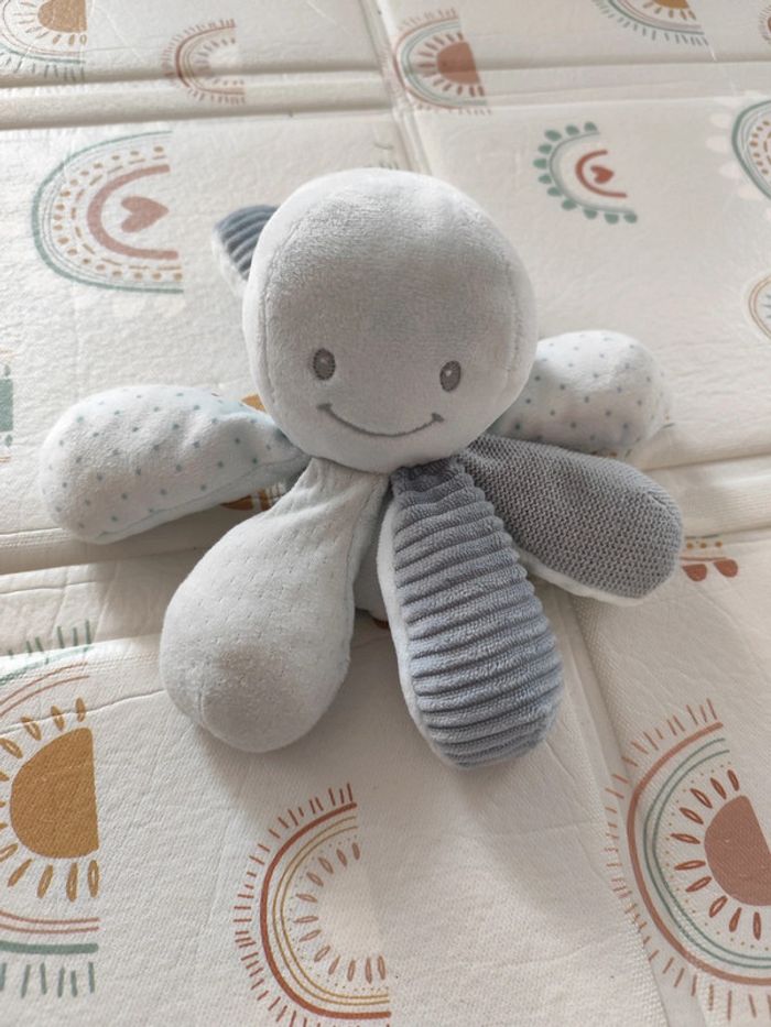 Peluche multi activité poulpe pieuvre Nattou