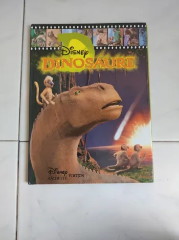Livre Dinausore Disney