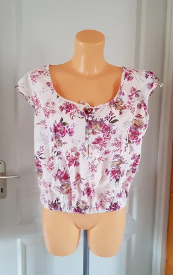 Blouse à fleurs taille 42
