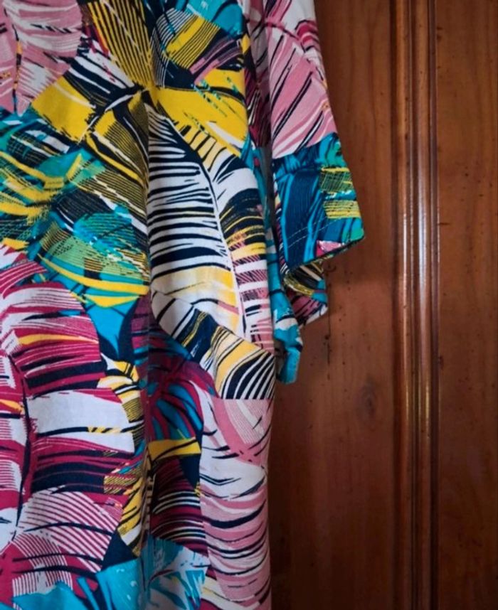 Chemise NEUVE pour femme taille 52 - photo numéro 4