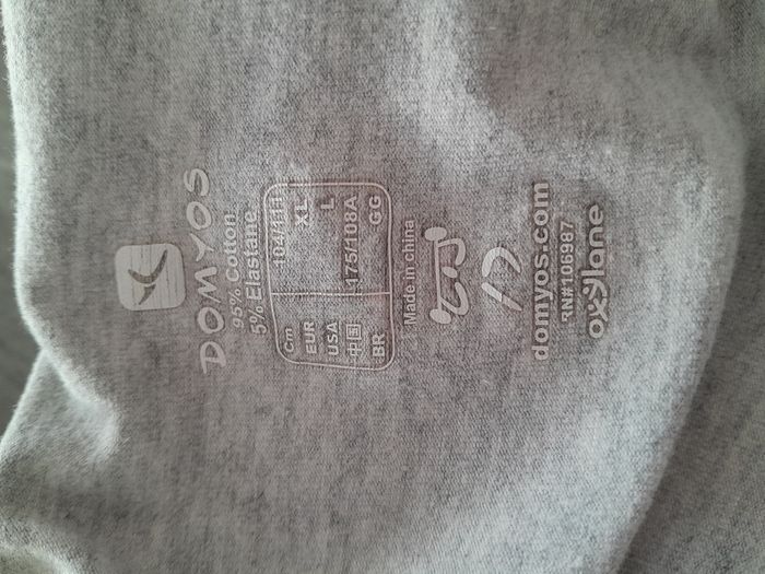 pull a capuche - photo numéro 3