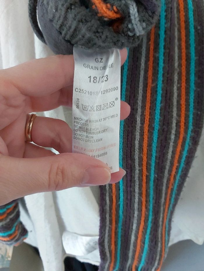 Ensemble écharpe + moufles - photo numéro 4