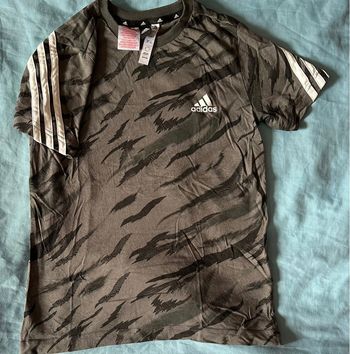 T-shirt Adidas