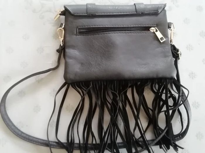 Pochette / sac à Bandouliere Noir - photo numéro 3