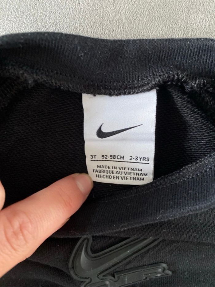 Pull Nike - photo numéro 2