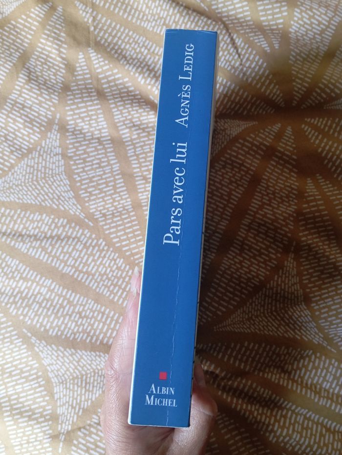 Livre pars avec lui - photo numéro 3