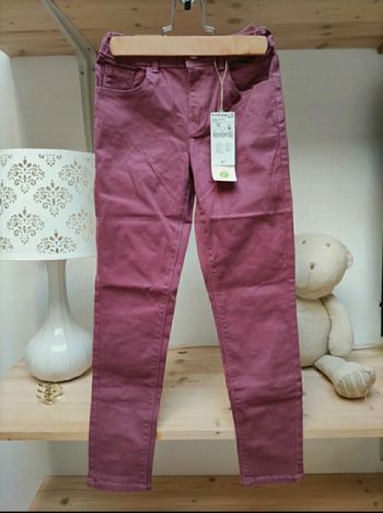 Jean slim rose bordeaux neuf