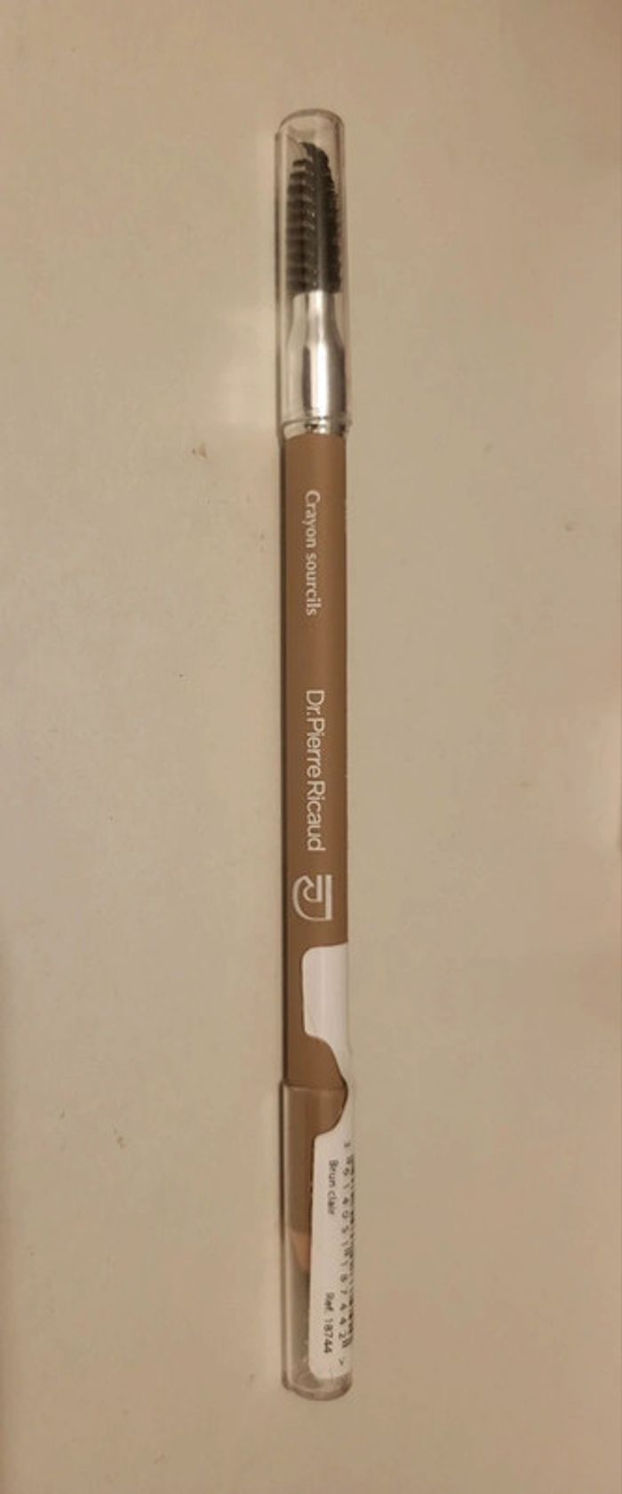 Crayon à sourcil - photo numéro 2