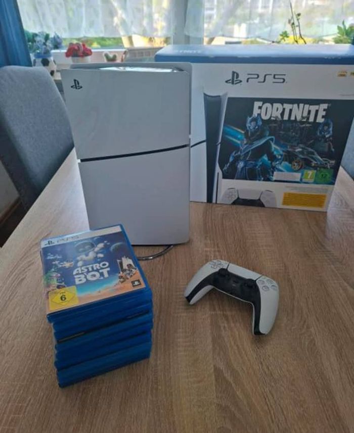 PlayStation 5 - photo numéro 2