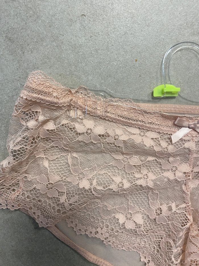 Ensemble lingerie romantique - photo numéro 3