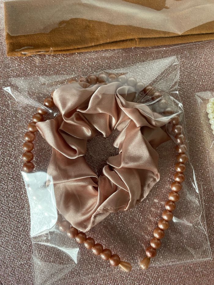 Lot accessoires pour cheveux marron et beige - photo numéro 2