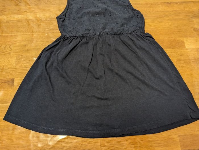 Robe fille été 9-10 ans 140 cm YD très bon état - photo numéro 7