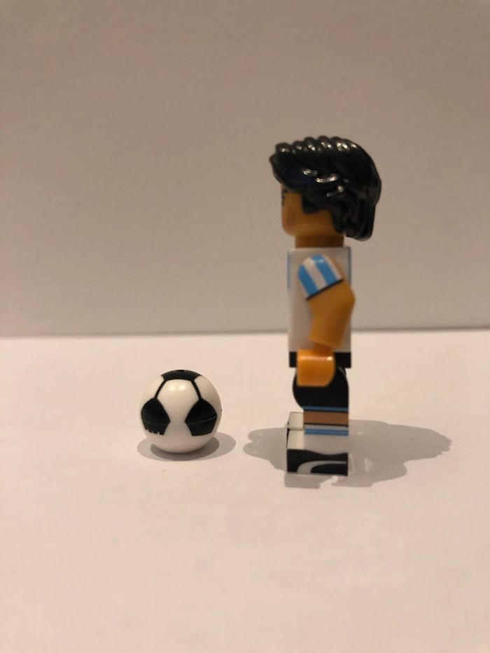 Figurine type lego Diégo Armando Maradona en équipe d’Argentine. Footballeur - photo numéro 2