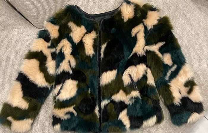 Magnifique manteau aux fosses fourrures de Catimini - photo numéro 3