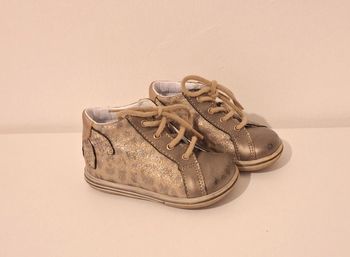 Chaussures bébé 19
