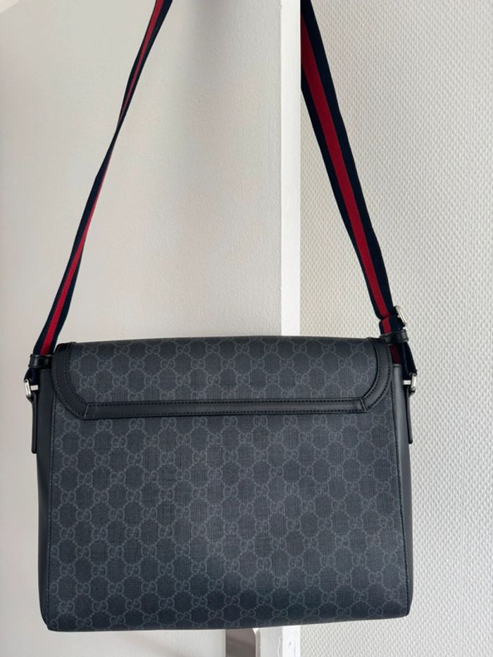 Sac bandoulière Gucci GG Suprême en cuir - photo numéro 15