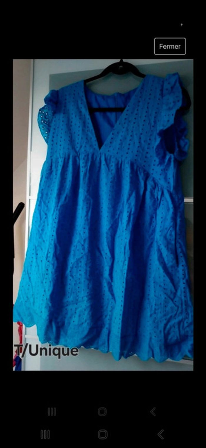 Robe bleu neuve