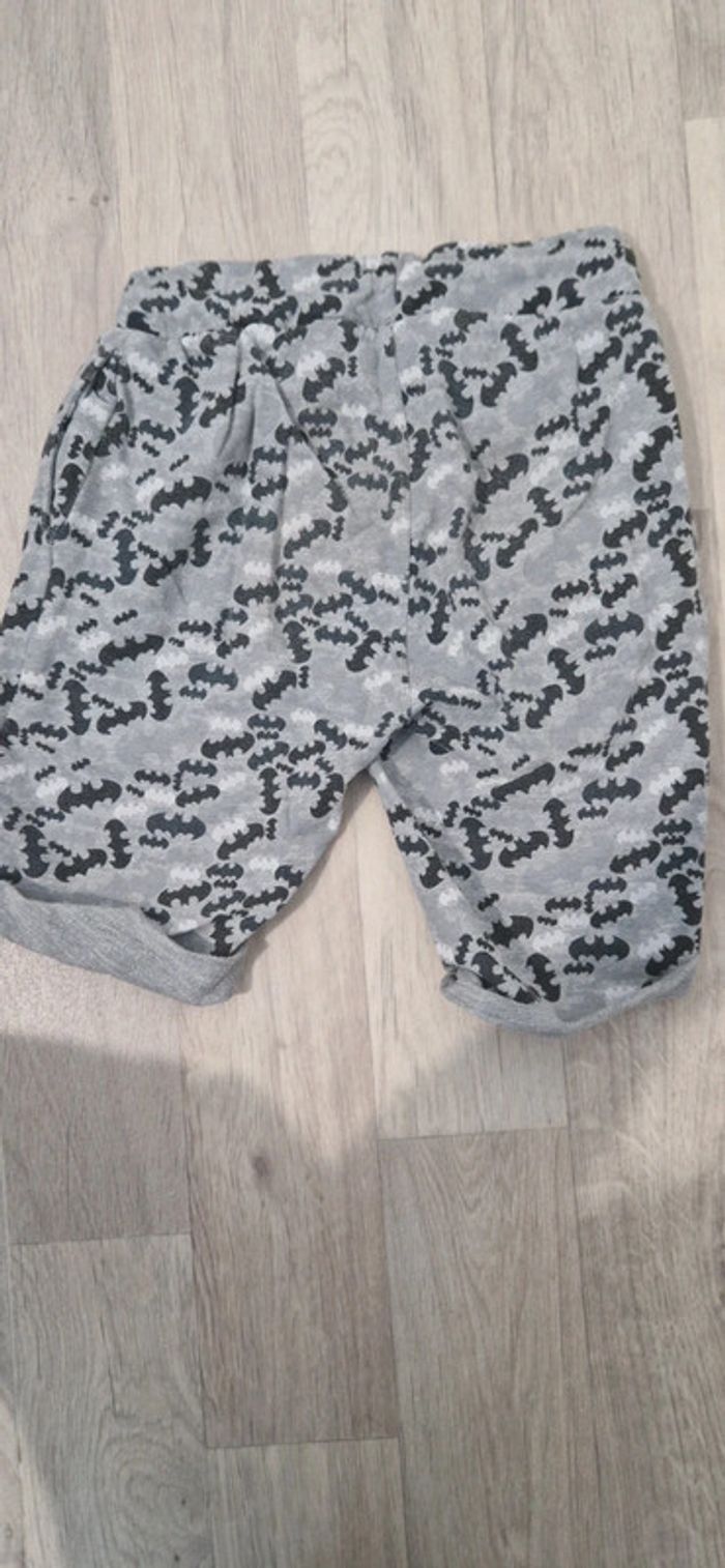 Short Batman - 8 ans - photo numéro 2