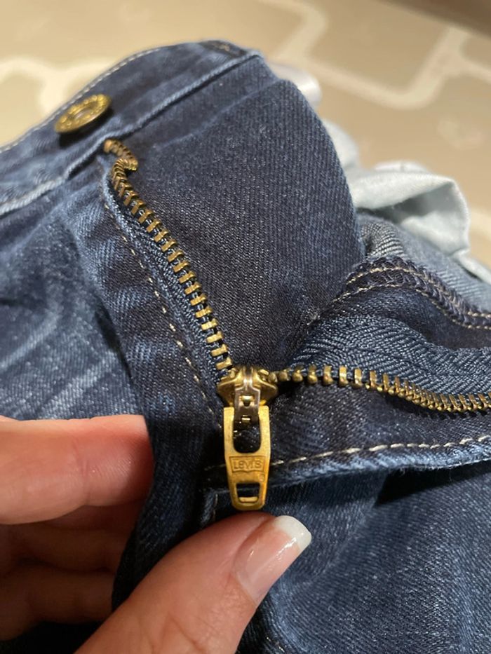 Jean levi’s slim taille 27 - photo numéro 7