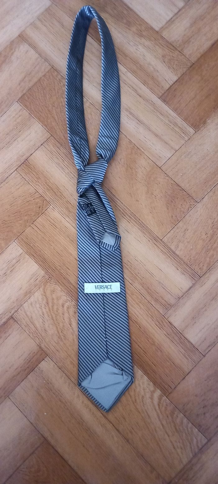 Cravate Enfant " VERSACE " Authentique TBE ( Porté 1x ) - photo numéro 2