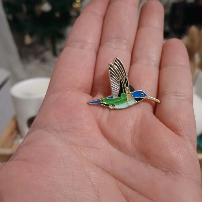 Pin's colibri