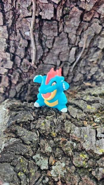 Super figurine Pokemon Nintendo finger puppet Aligatueur