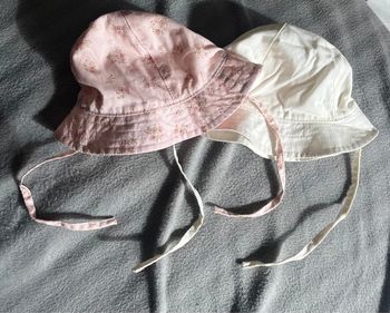 Lot de 2 chapeaux H&M - 0/2mois