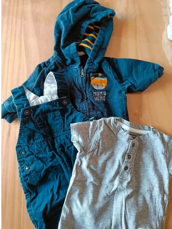 Ensemble salopette+ tee shirt+ gilet