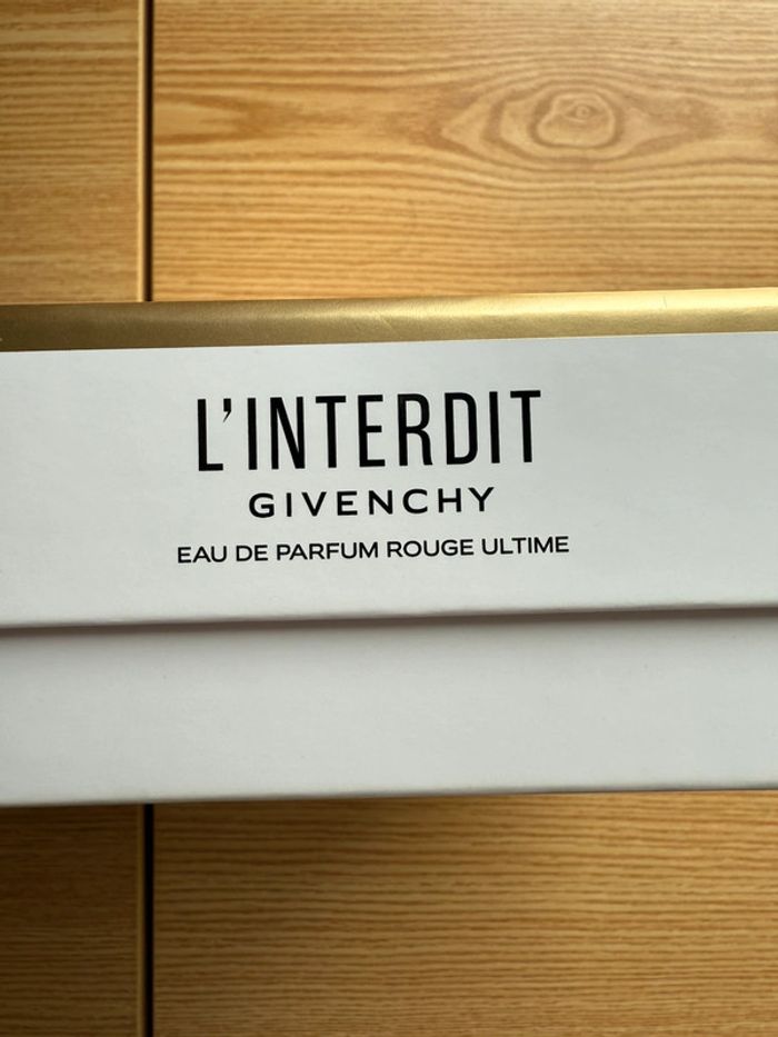 Givenchy l’interdit rouge - photo numéro 6