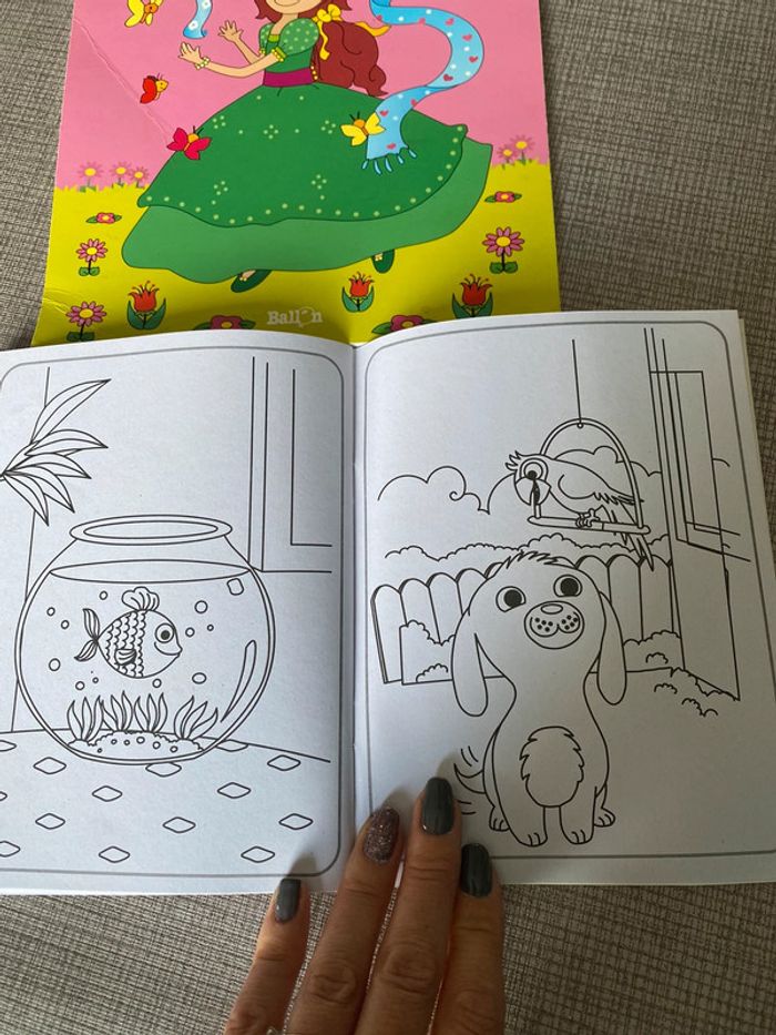 Livres coloriage - photo numéro 5