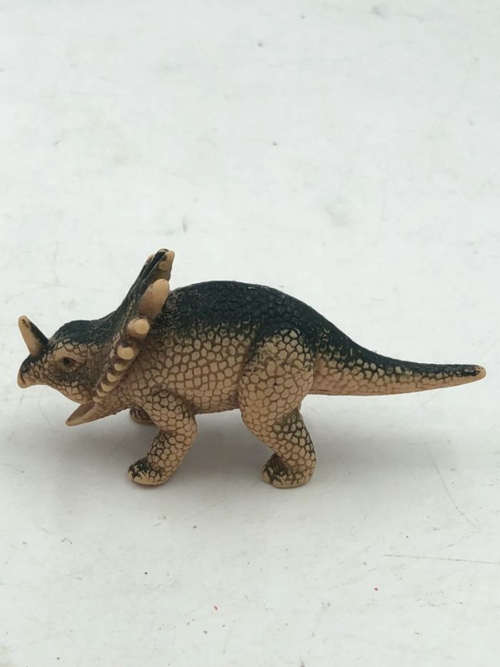 Figurine dinosaure Styracosaurus 1993 N•1034941 - photo numéro 3