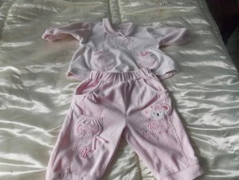 Pyjama en velours 2 piéces 6 mois