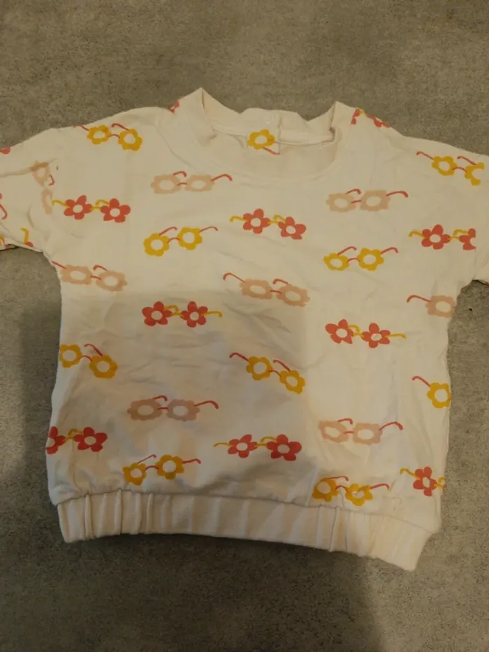 Pull la redoute lunettes roses et oranges 6mois