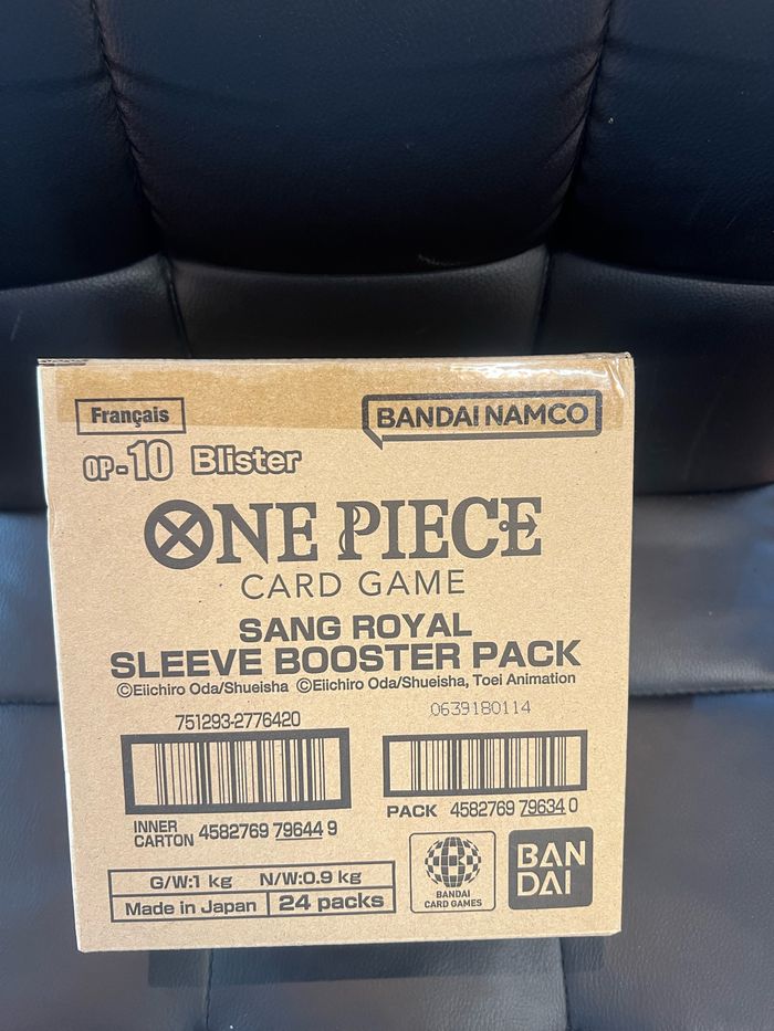 Display One Piece sang royal