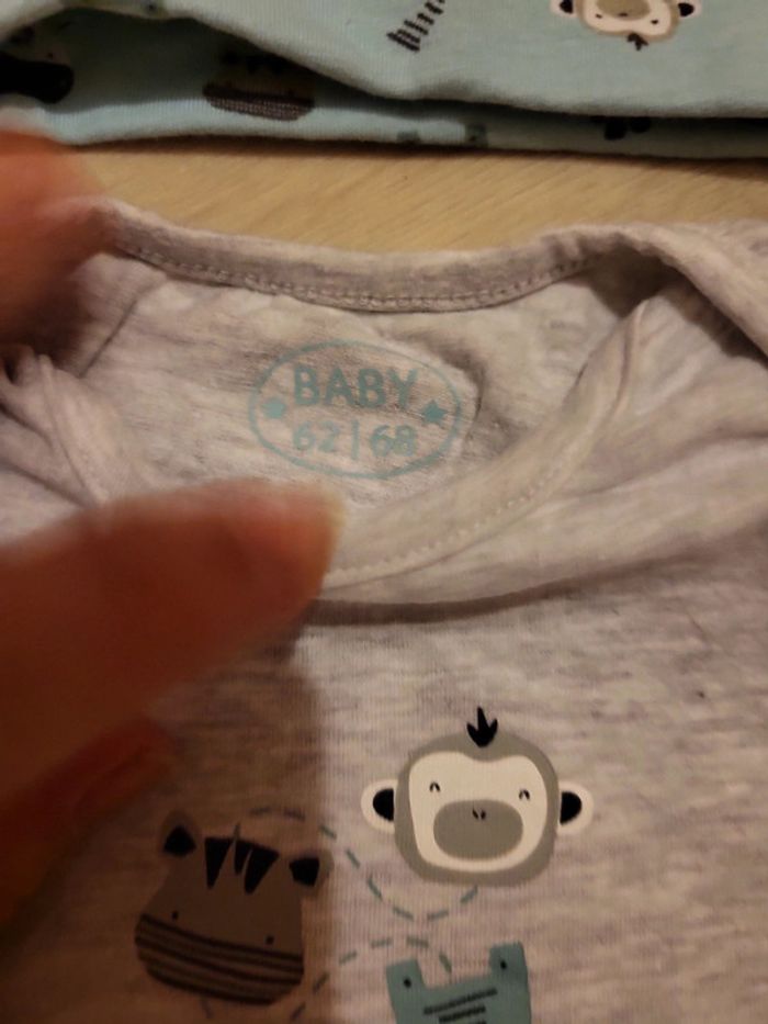 Ensemble 4-6 mois - photo numéro 2