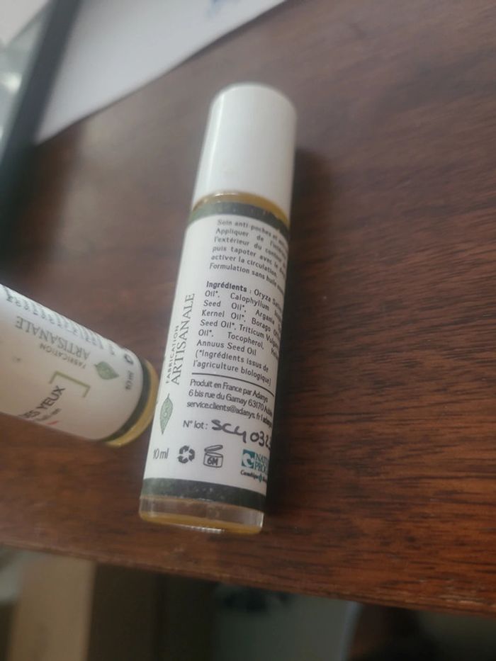 Soin contour des yeux - photo numéro 2