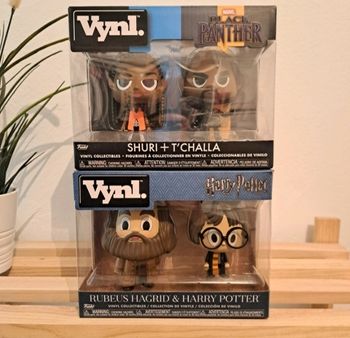 Lot 2 Funko vynl