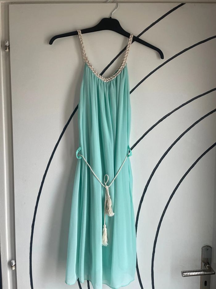 Robe.