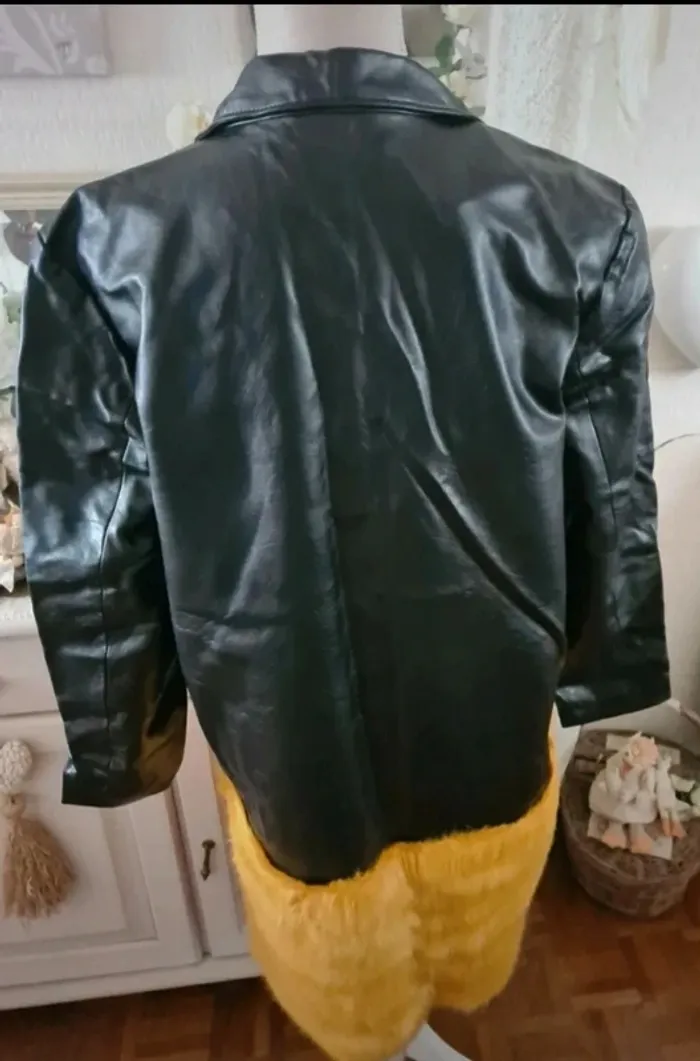 Sublime manteau bi-matiere simili cuir/fausse fourrure Zara Taille M Neuf - photo numéro 4