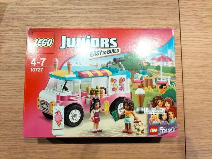 Lego Friends Juniors 10727 - la camionnette de glace d'Emma