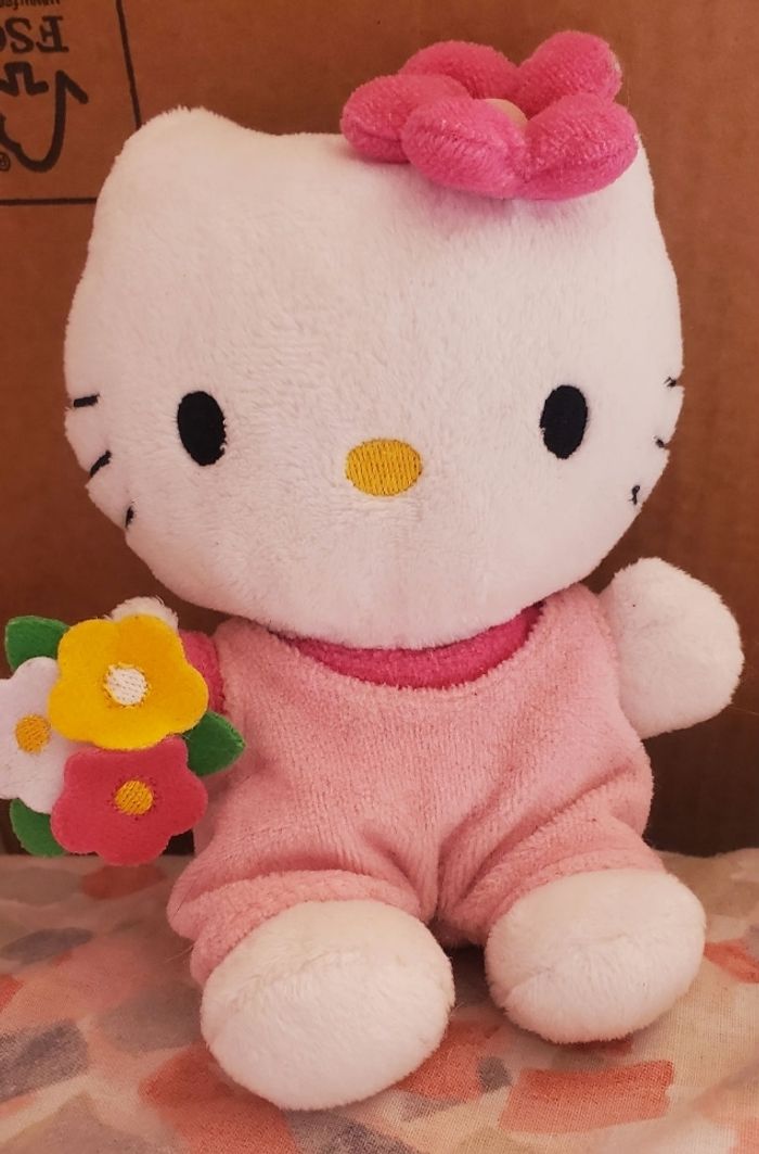 Peluche Doudou Hello Kitty Rose Bouquet De Fleurs - photo numéro 5