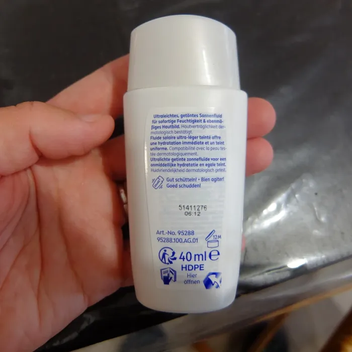 Fluide UV Visage Nivéa teinte claire - photo numéro 2