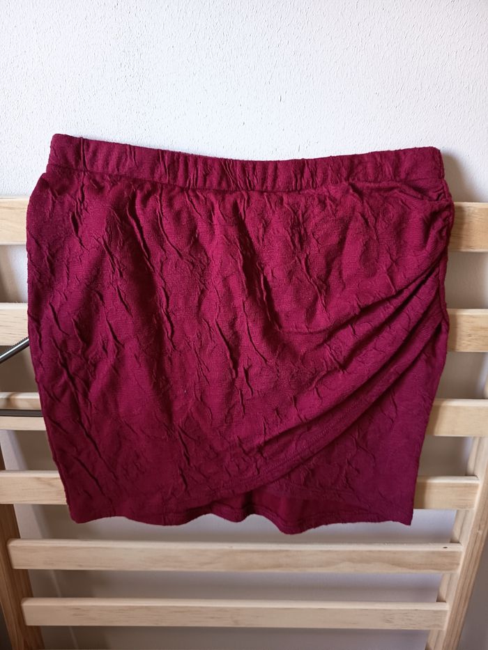 Jupe bordeaux - photo numéro 4